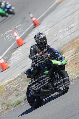 media/Nov-12-2023-Classic Track Days (Sun) [[11f17acb81]]/Group 3/session 2 turn 9/